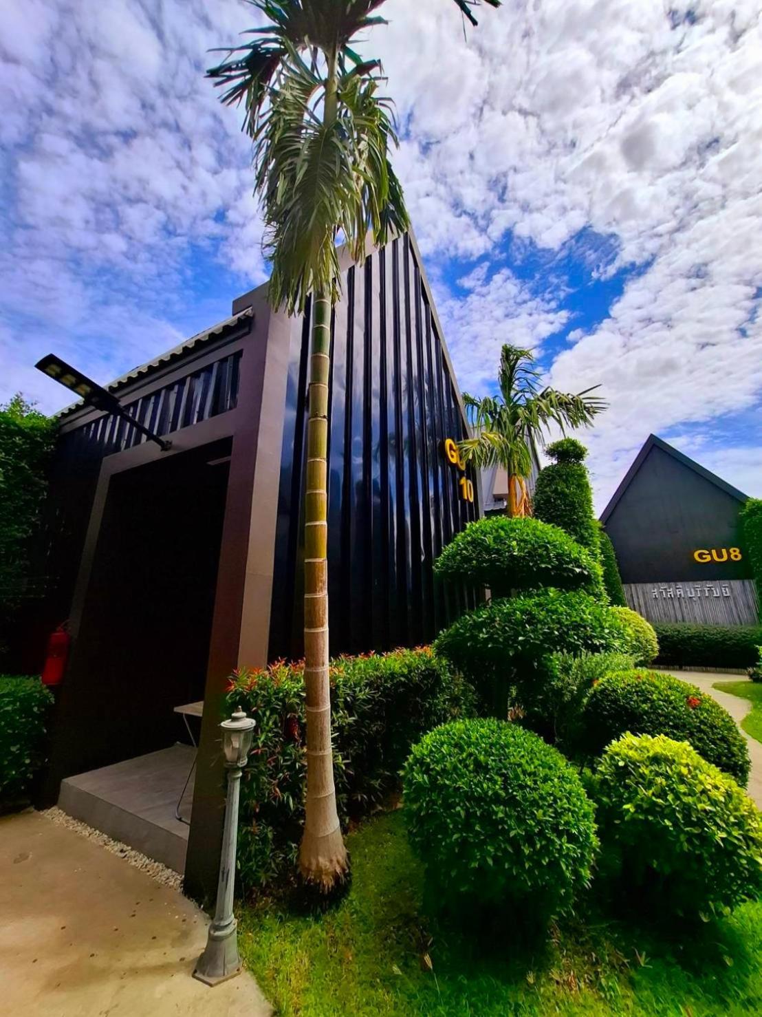 Sawasdee​ Buriram​ Resort Buitenkant foto