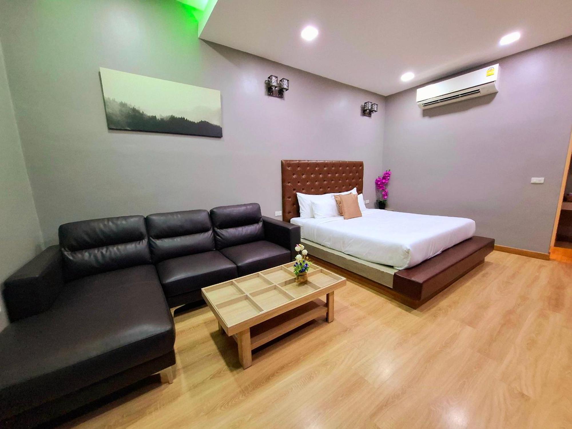 Sawasdee​ Buriram​ Resort Kamer foto